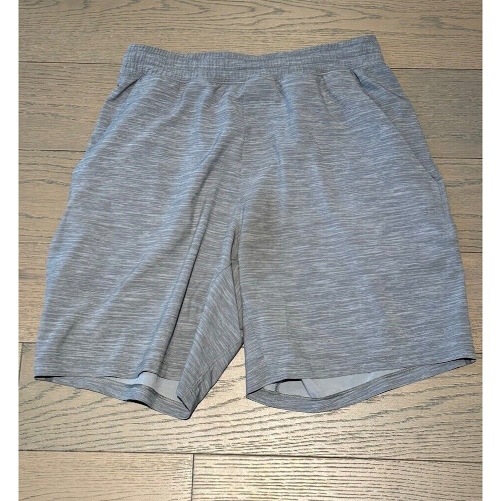 Lululemon Pace Breaker Short 7" Linerless Small Gray
